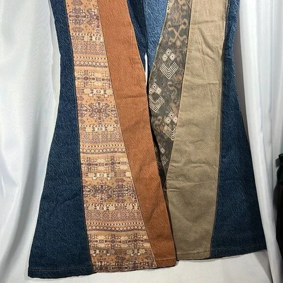 FREE PEOPLE SERENA FLARE LOW RISE JEANS NWT 31 & 32 left - Picture 13 of 14